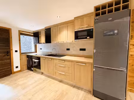 appartement rénové de 68 m2 avec jardin privatif