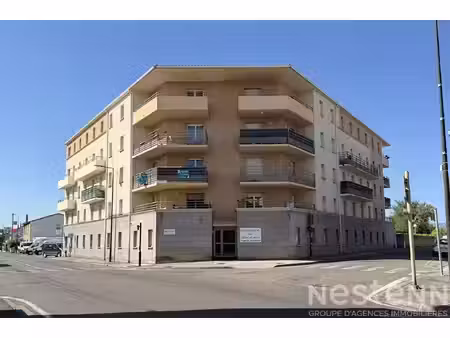 carcassonne ? appartement t2 loué avec terrasse  ascenseur et parking privatif
