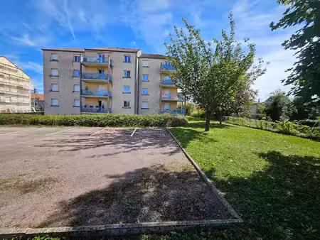 location appartement 4 pièces 87 m² à chaumont (52000)