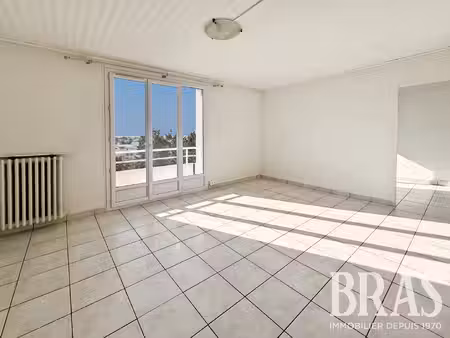 appartement t3 avec balcon exposé sud - proche beauséjour et tramway ligne 3