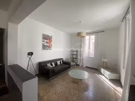 location appartement 2 pièces 55 m² à nîmes (30000)