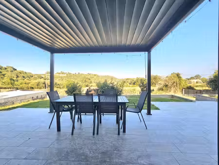 maison 5 pièces de 167 m2  terrain 1280 m2  proche mer à canale di verde (haute corse)