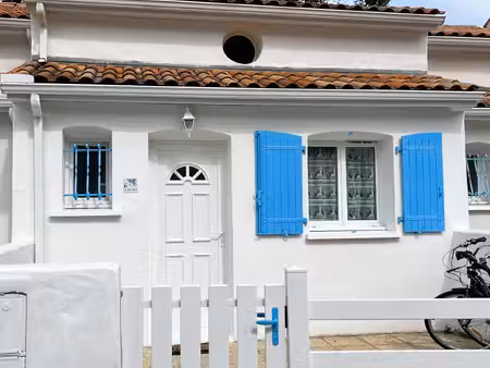 maison - 3 pieces principales - jardin - parking - proche pl