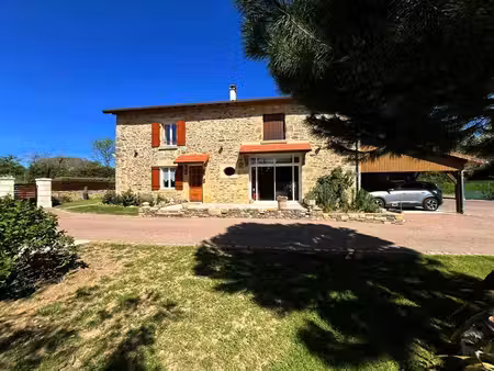 maison en pierre à nantheuil 7 pièce(s) 170 m2