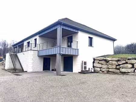 maison d'architecte 200 m2 5 chambres sur 5220 m2 et atelier 150 m2