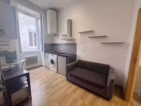 location meublée appartement 1 pièce 25 m² à bastia (20200)  430 €