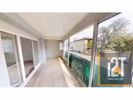 location appartement 2 pièces 47 m² à nimes (30000)  550 €