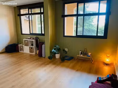 local professionnel à louer 24m²