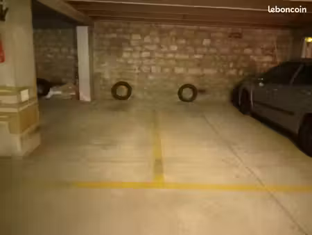 parking double porte d'orleans
