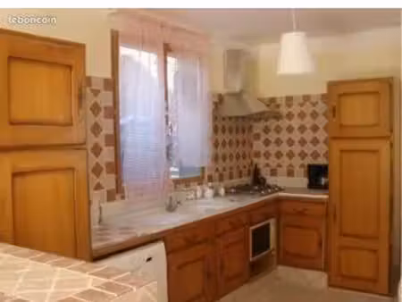 maison dans mas . 70 m2. 2 chambres