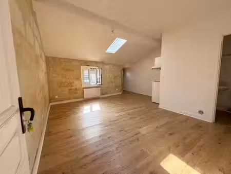location appartement 1 pièce à bordeaux (33000)  576 €