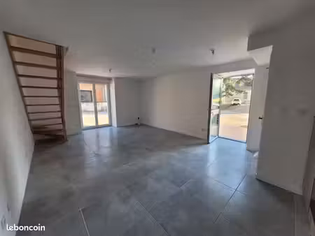 appartement neuf de 2022 + terrasse