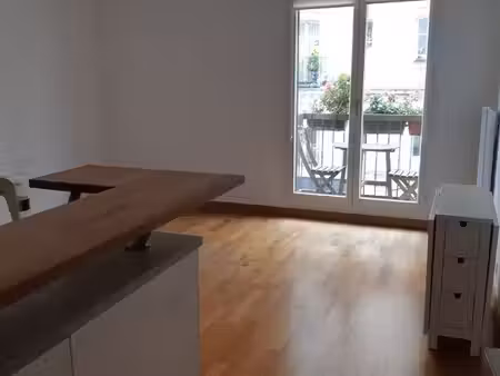 location : t3 meublé canal st martin