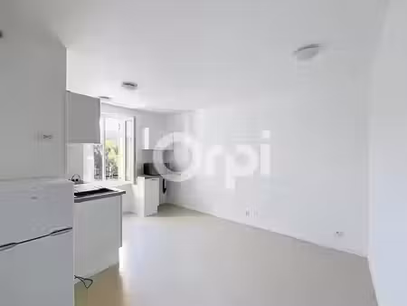 location appartement 3 pièces 41.54 m² à perigueux (24000)  565 €