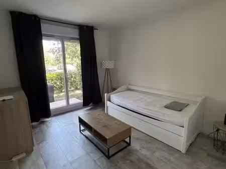 studio 1 pièce 19 m²