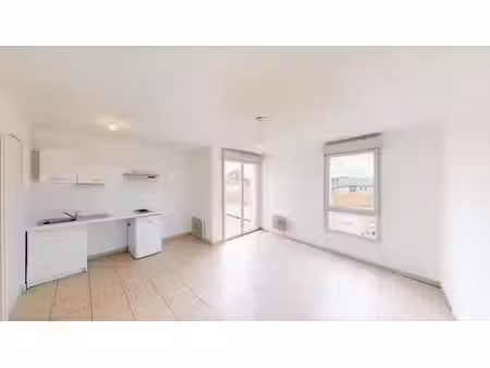 location appartement 2 pièces 44.52 m² à toulouse (31000)  612 €
