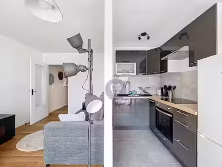location meublée appartement 1 pièce 30 m² à le mée-sur-seine (77350)  650 €