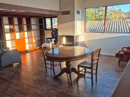 jolie maison chalet