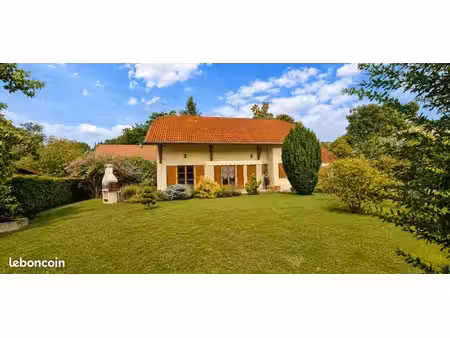 villa 6 pièces 154 m²