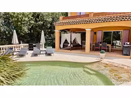 villa meublée octobre-avril