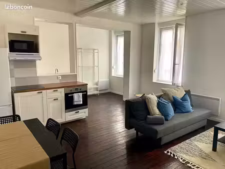 t2 meublé très lumineux de 45 m2