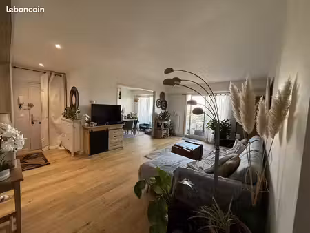 appartement 3 pièces 81 m²
