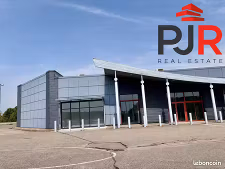 local commercial 1053 m² épinal