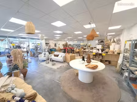 local commercial 175 m² la garde