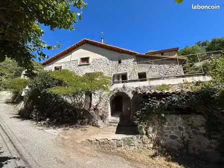 maison 6 pièces 100 m²