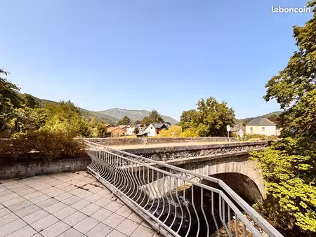 immeuble 13 pièces 360 m²
