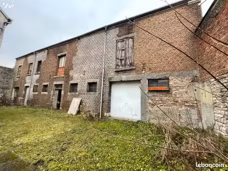local divers 170 m² givet