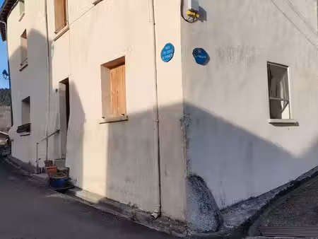 grande maison de village