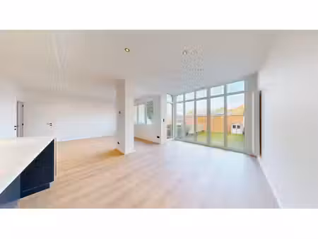 appartement à louer à chaussée de louvain  106/001 wavre (vbe57714)
