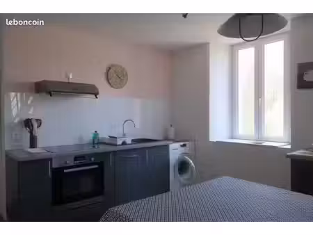 location meublée à l'année sotta t3 de 55 m2 et 2 chambres