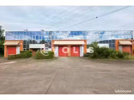 local d'activité 410 m²