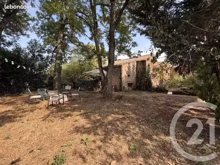 maison de village 3 pièces 117 m²