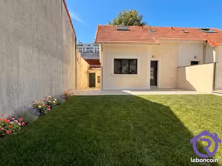 maison 4 pièces 82 m²