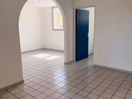f3 à louer secteur centre