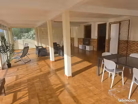 bas de villa atypique f3 baie des mulets