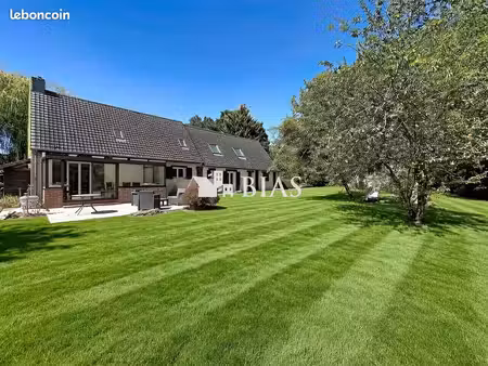 maison 7 pièces 140 m²