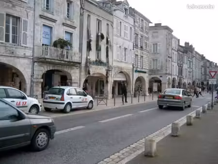 boutique 24 m² la rochelle