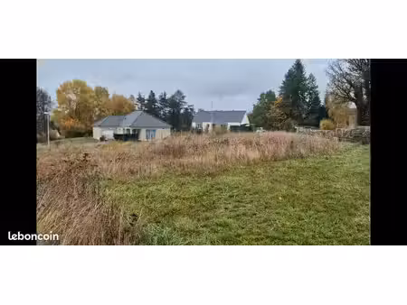 terrain constructible à 6 km d'ussel
