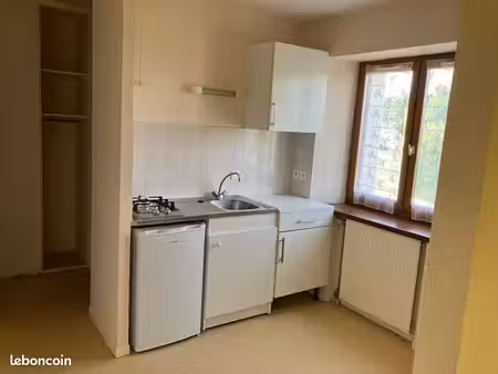 appartement . 2 pièces . 20m2