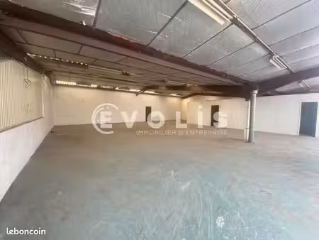 local bureaux 174 m²