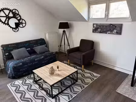 studio meublé 30 m² – tout compris – clim - parking