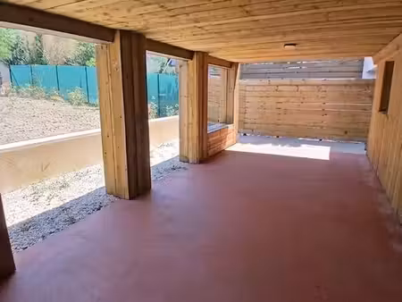 t3 rdc 84m2 jardin 70m2 /terrasse 30m2 proche hôpital ?