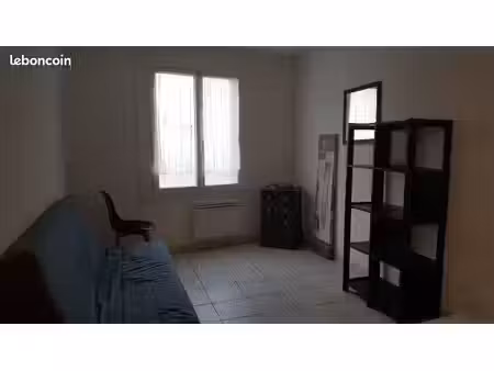 studio entièrement meublé cœur de village tous commerces