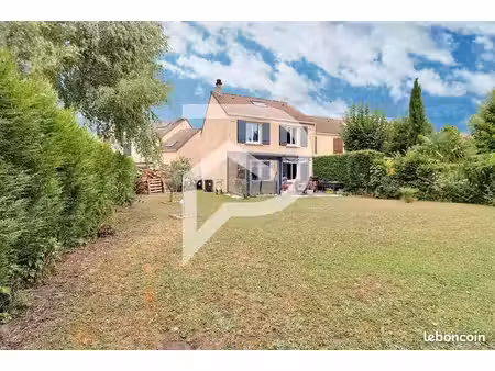 maison 5 pièces 80 m²