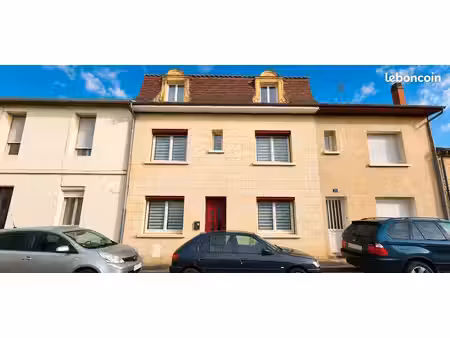 maison de ville 6 pièces 133 m²