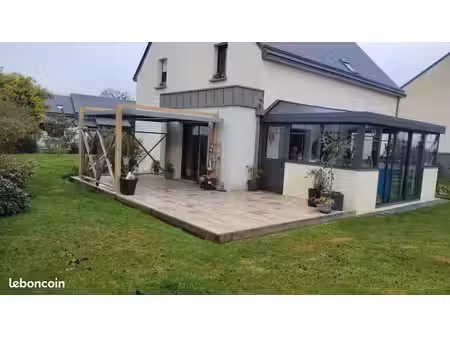 maison contemporaine bord de rance